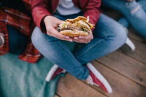 4 Nutrition Mistakes in Adolescents