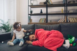 Mothers Take Up to 6 Years to Regain Sleep After Childbirth