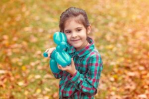 5 Balloon Crafts for Children