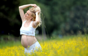 How to Take Care of Your Hair During Pregnancy?