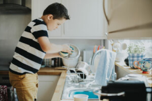 20 Essential House Rules for a Family with Children