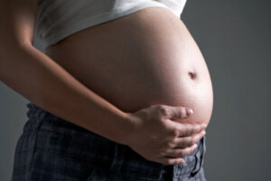 10 Frequently Asked Questions About Your Pregnant Belly