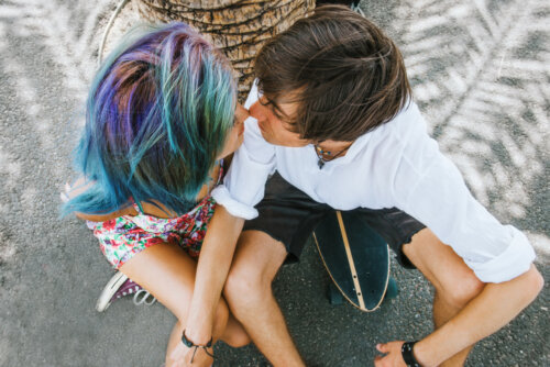 What to Do if You Don't Like Your Teenager's Partner