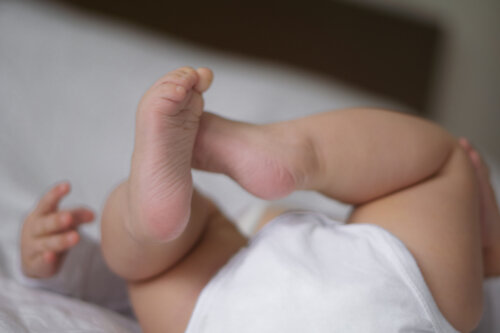 Is It Normal for Babies' Feet to Smell Bad?
