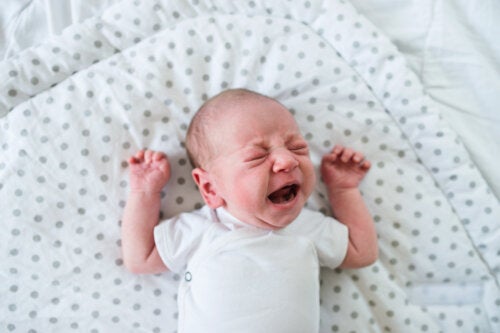 Why Does My Baby Wake Up Screaming and Crying?