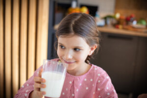 5 Foods that Help Children Fall Asleep