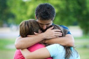 Helping Your Children Cope With Divorce: 11 Steps