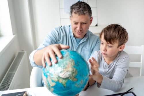 5 Educational Resources and Exercises to Teach Geography at Home