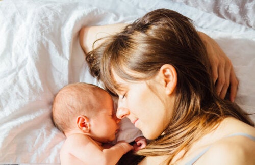 The Scent of Newborns Causes a Narcotic Effect on the Brain of Mothers?