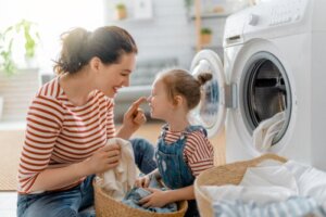Reasons Why We Should Teach Children to Do Invisible Jobs at Home
