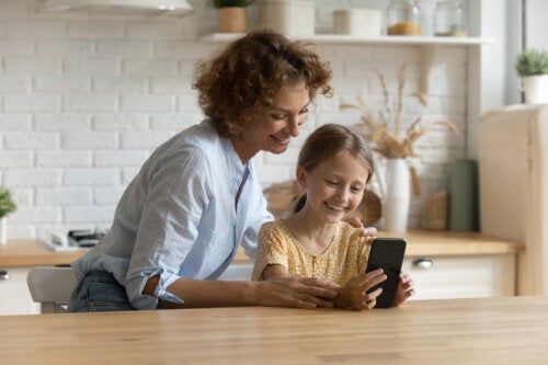 Wondershare FamiSafe: The Parental Control App to Care For Your Children