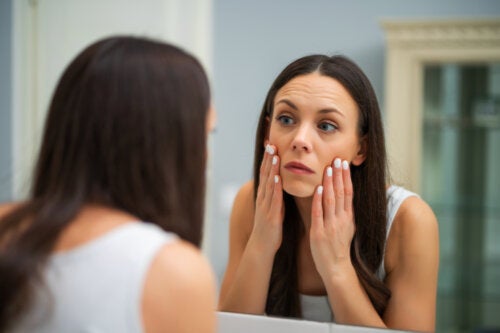 10 Tricks to Conceal Tired Skin