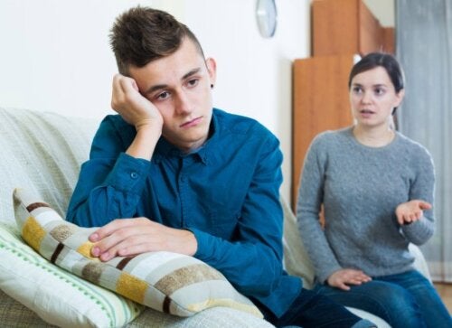Dealing with Mood Swings in Adolescents