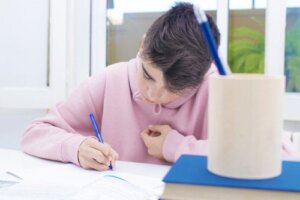 Benefits of Creative Writing in Adolescence