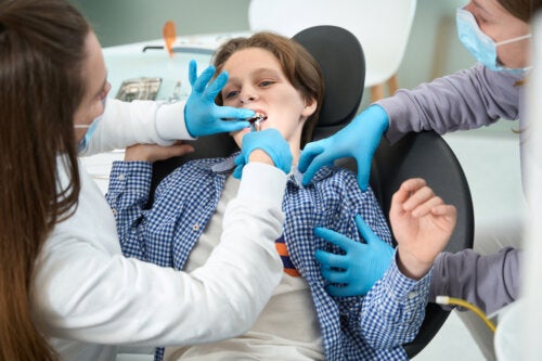 Do Tooth Extractions in Children Hurt?