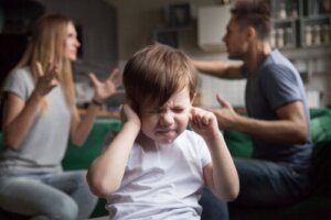A Toxic Relationship Between Parents, How Does It Affect Children?