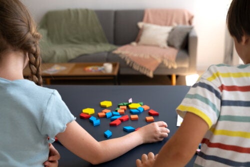 Teaching Pattern Recognition to Your Child: 5 Fun Activities