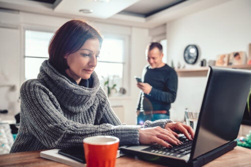 Living Together and Teleworking with Your Partner