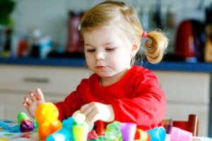 The 6 Phases of Play that Children Go Through