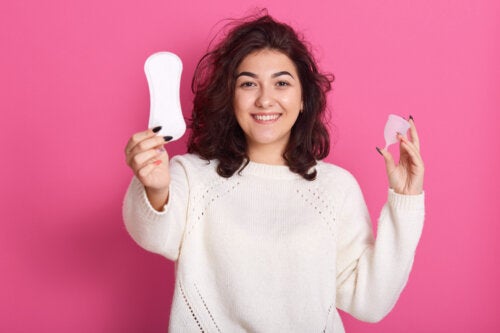 Which Are Better: Menstrual Cups, Tampons or Pads?