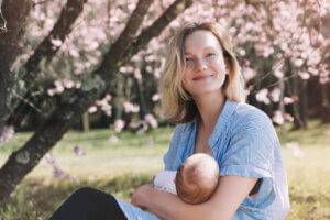 5 Tips for Caring for Postpartum Moms