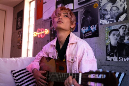 What Is the Fan Phenomenon in Adolescents?