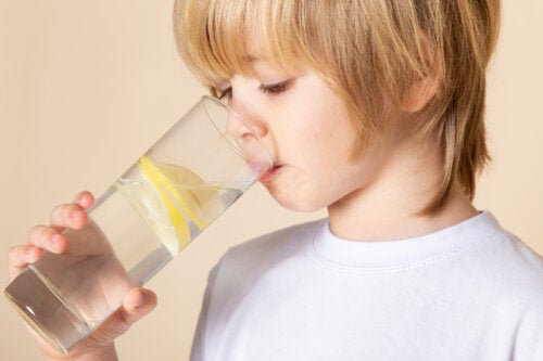 Is Flavored Water Healthy for Children?