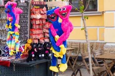 Why Your Children SHOULDN'T Have Huggy Wuggy